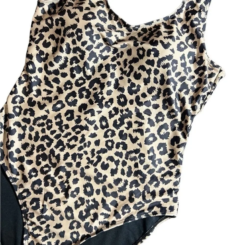Nicole Miller one piece swimsuit cheetah print size large